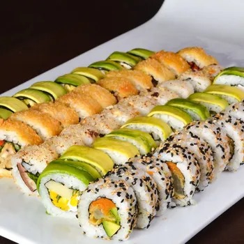COMBO 30 PIEZAS SPECIAL+2POSTRE