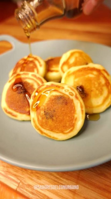 Mini Hot Cakes Clásicos (16 pzas)
