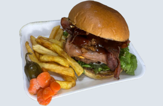 Hamburguesa a la BBQ con Papas