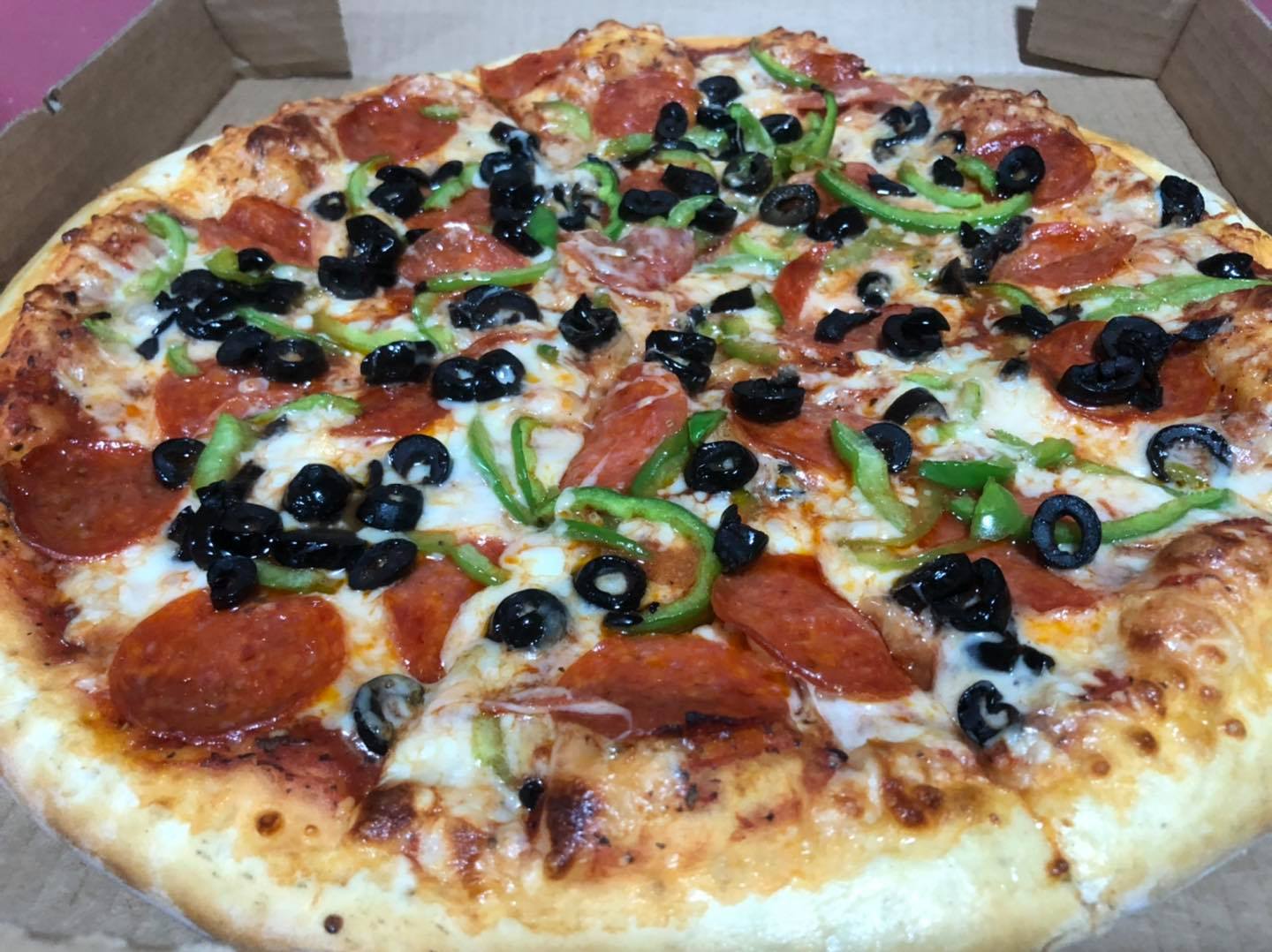 Pizza Vegetariana Deluxe