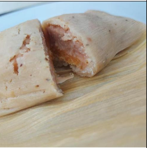 Tamal de Frijoles con Queso