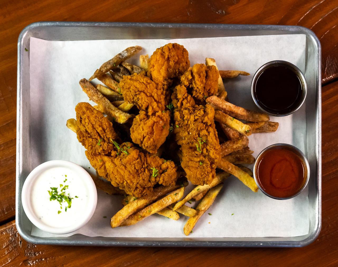Chicken Tenders con Papas