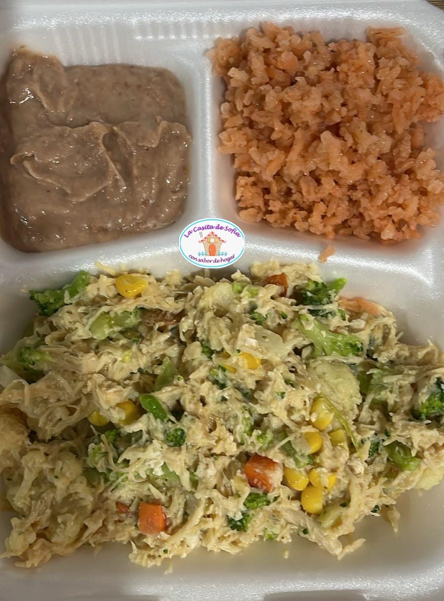 Pollo a la mantequilla y verduras.