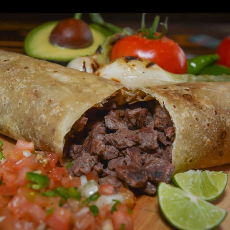 Burro Carne Asada en res + Taco de Frijol