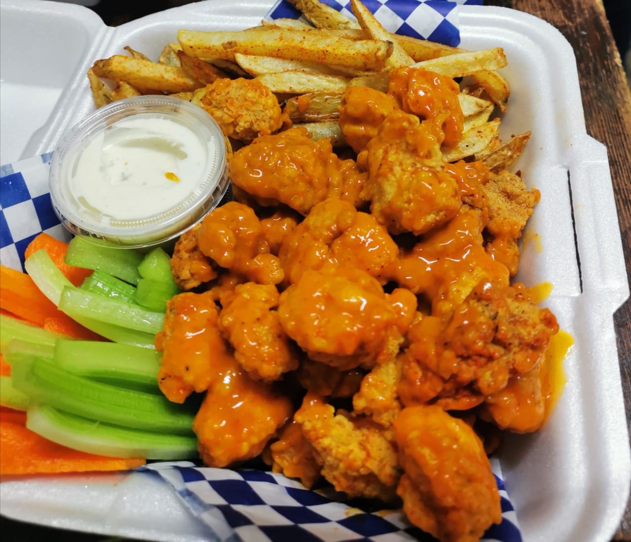 Boneless con Papas
