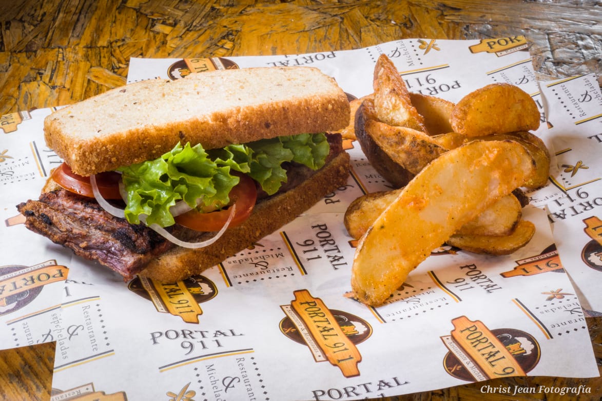 Sándwich de Arrachera