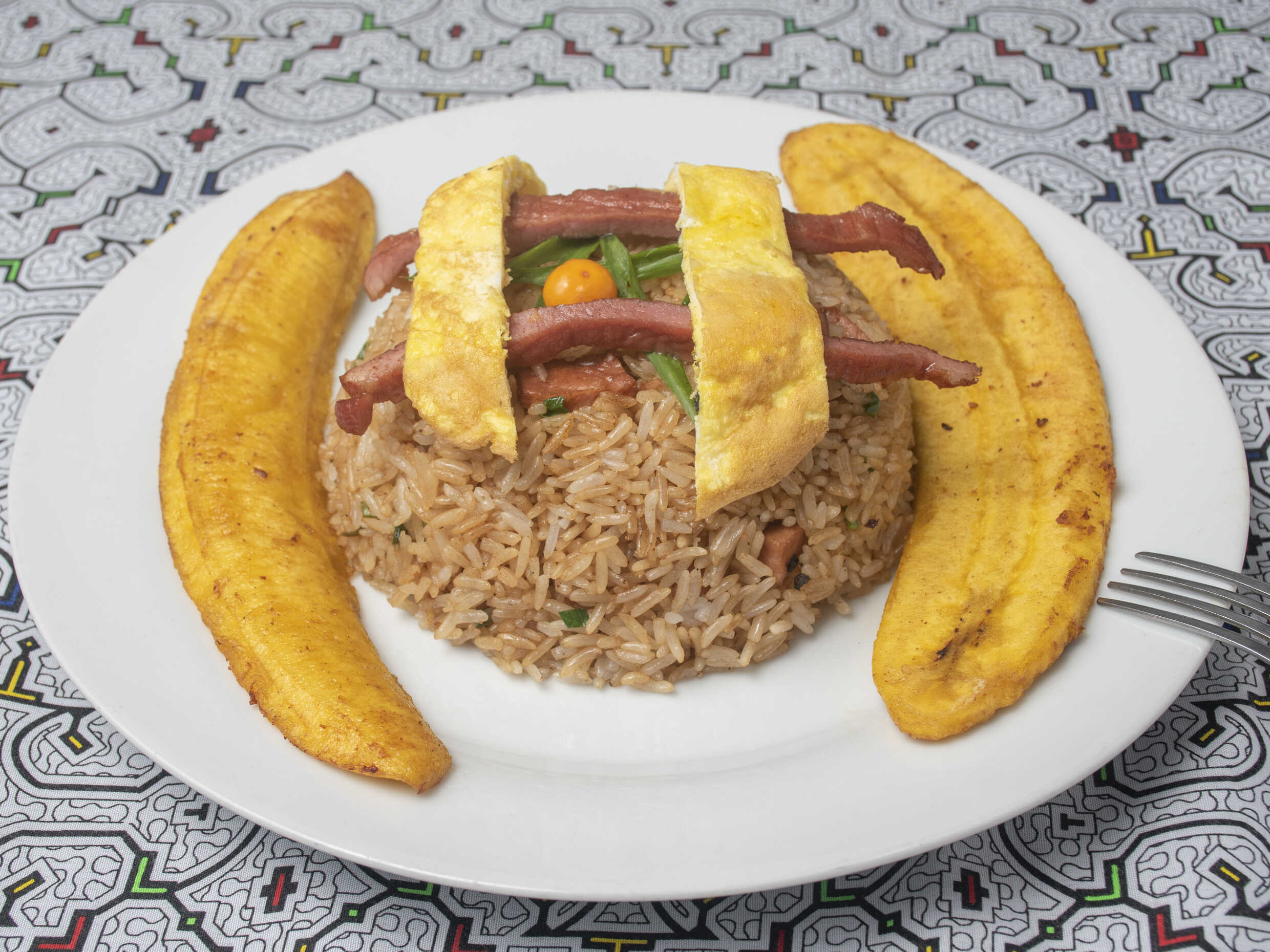 Chaufa Mixto con Tacacho