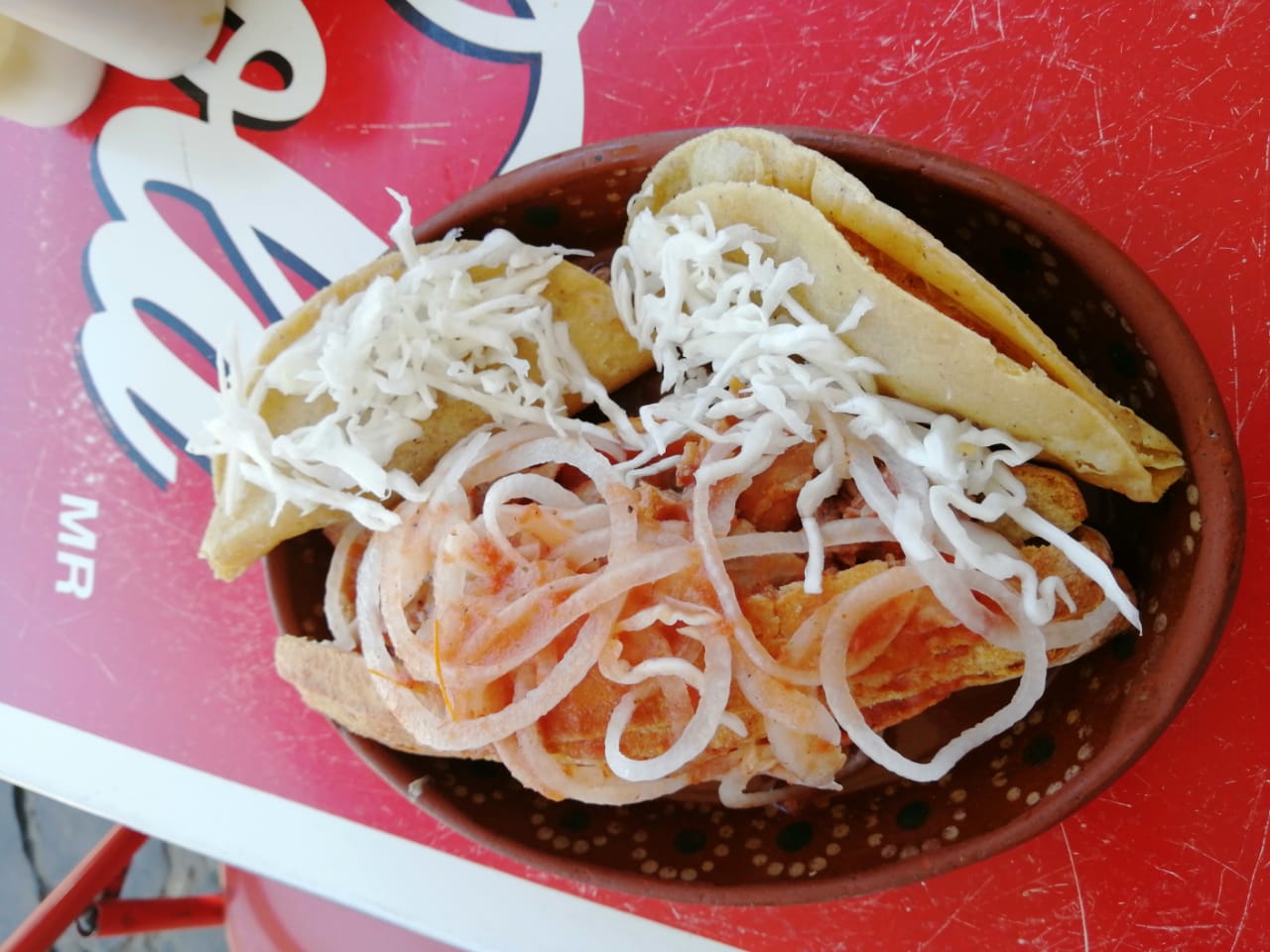 10 TACOS DORADOS + 2 AGUAS FRESCAS