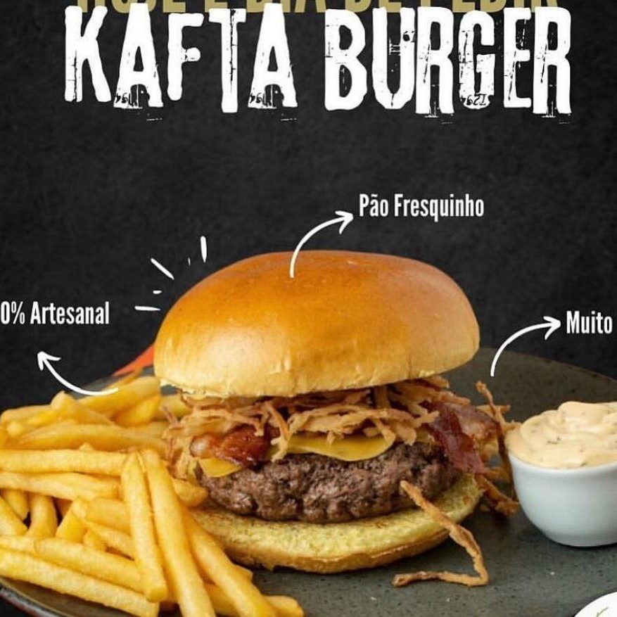 Pão brioche, kafta burger de carne (aprox. 160g) e queijo prato. Acompanha batata frita e molho de pasta de alho.