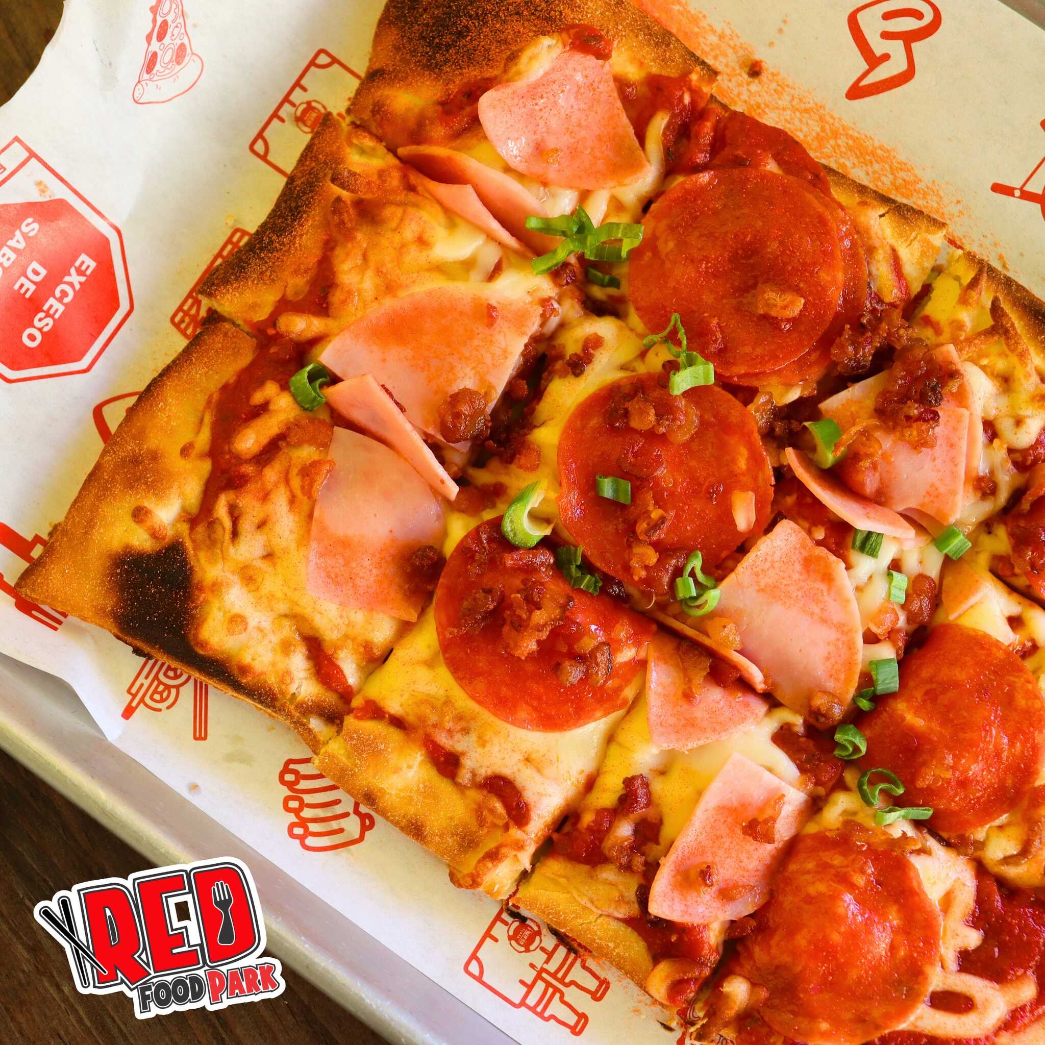 Pizza familiar de pepperoni