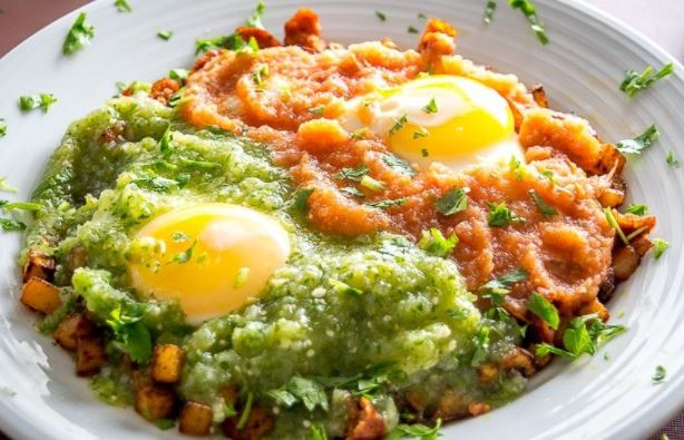 Huevos Divorciados
