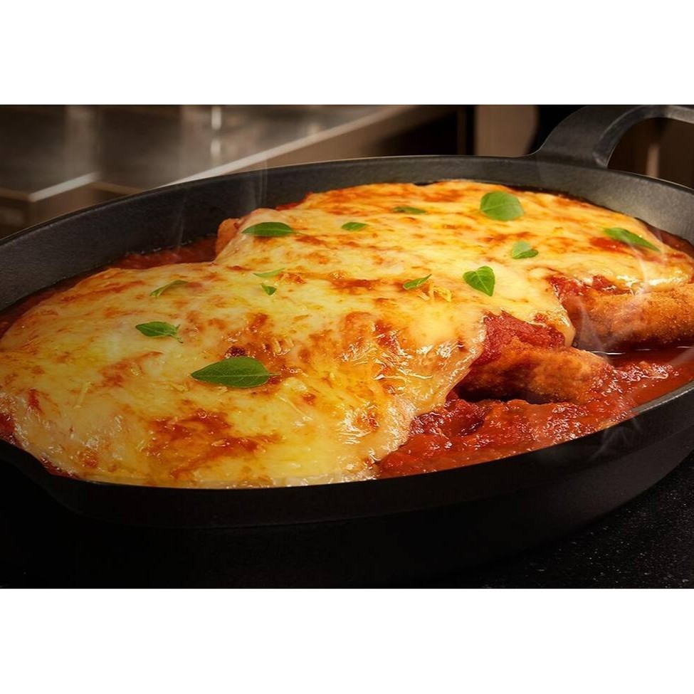 Filé de frango à Parmegiana Acompanha: Arroz, Feijão, Macarrão, Farofa e Salada verde ou Legumes