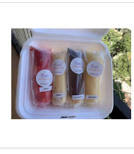 Leve pra casa 4 sacolés gourmets com um desconto especial.  Sabores: Ninho com Nutella, Morango, Paçoquita e Coco cremoso.  (livre de gordura hidrogenada; sem açúcar adicionado).  P.S: nossos sacolés não são padronizados em tamanho. Cada sabor possui um peso que está especificado na legenda de cada sabor.