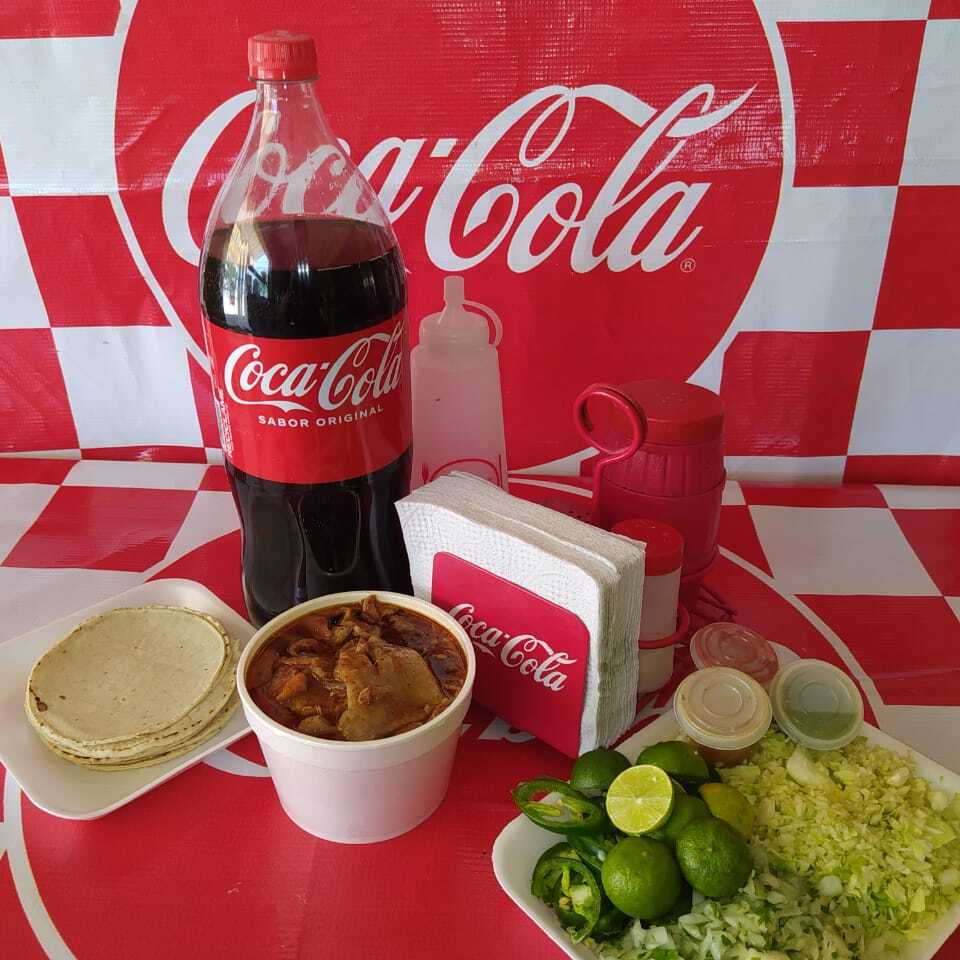 Combo-1/2 Litro de Cueritos y Cocacola 2l
