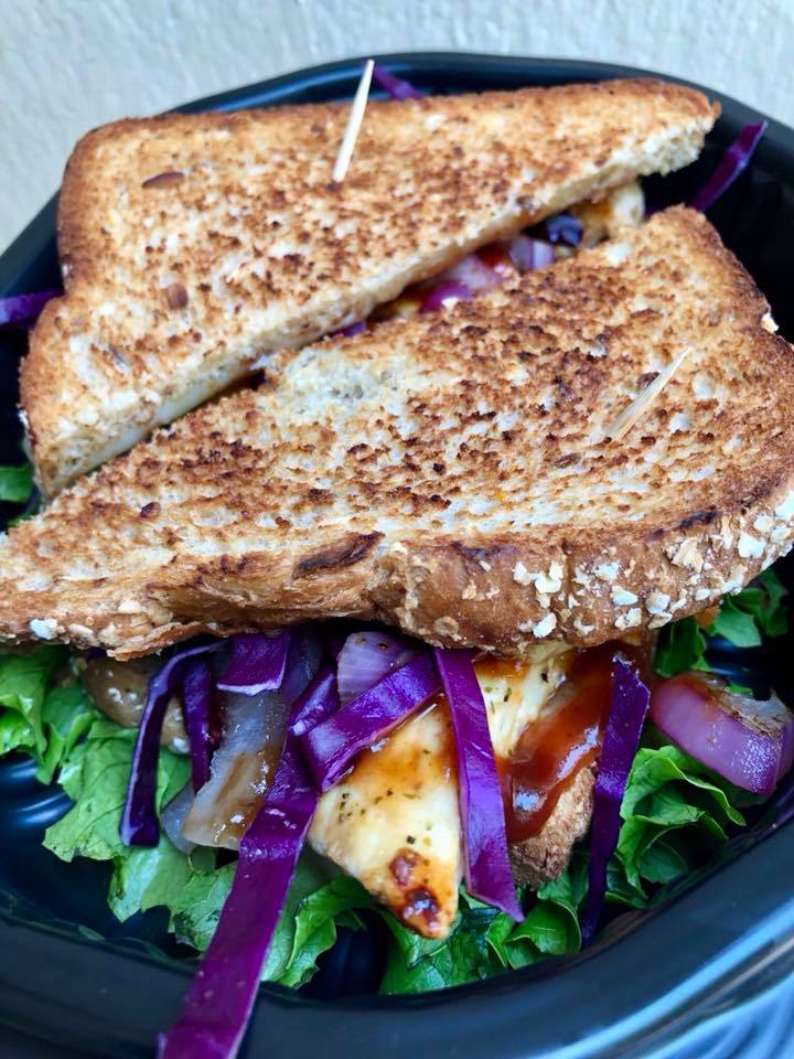 Sándwich de Pollo BBQ 💖