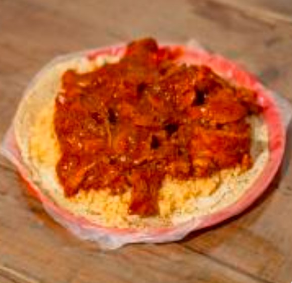 taco completo de pollo en adobo