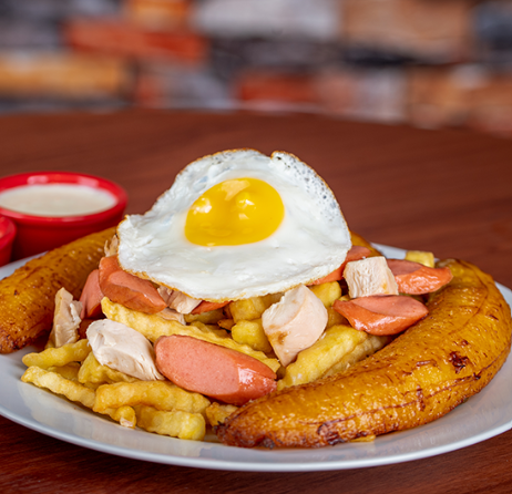 Salchipapa Especial