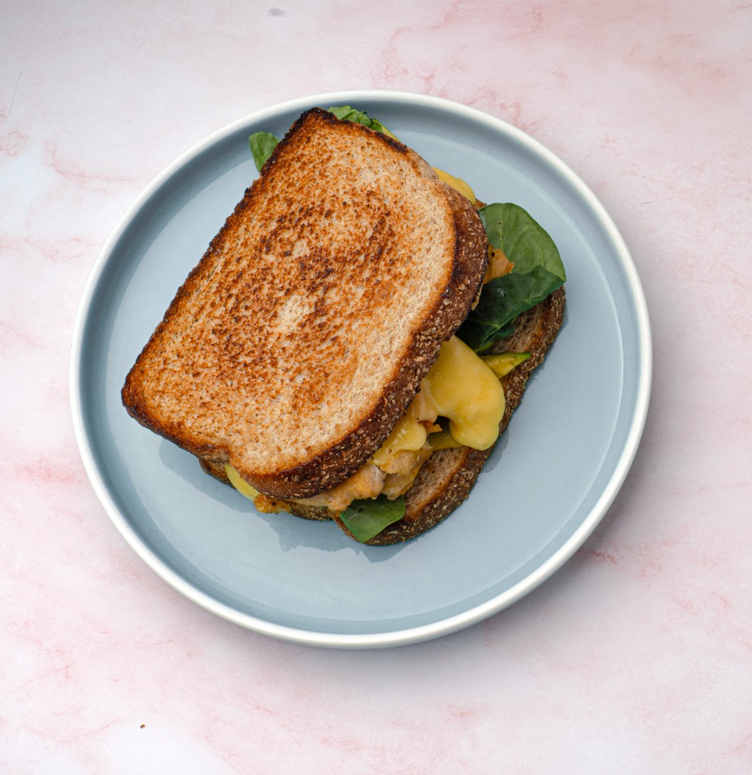 Sándwich de Pechuga Empanizada
