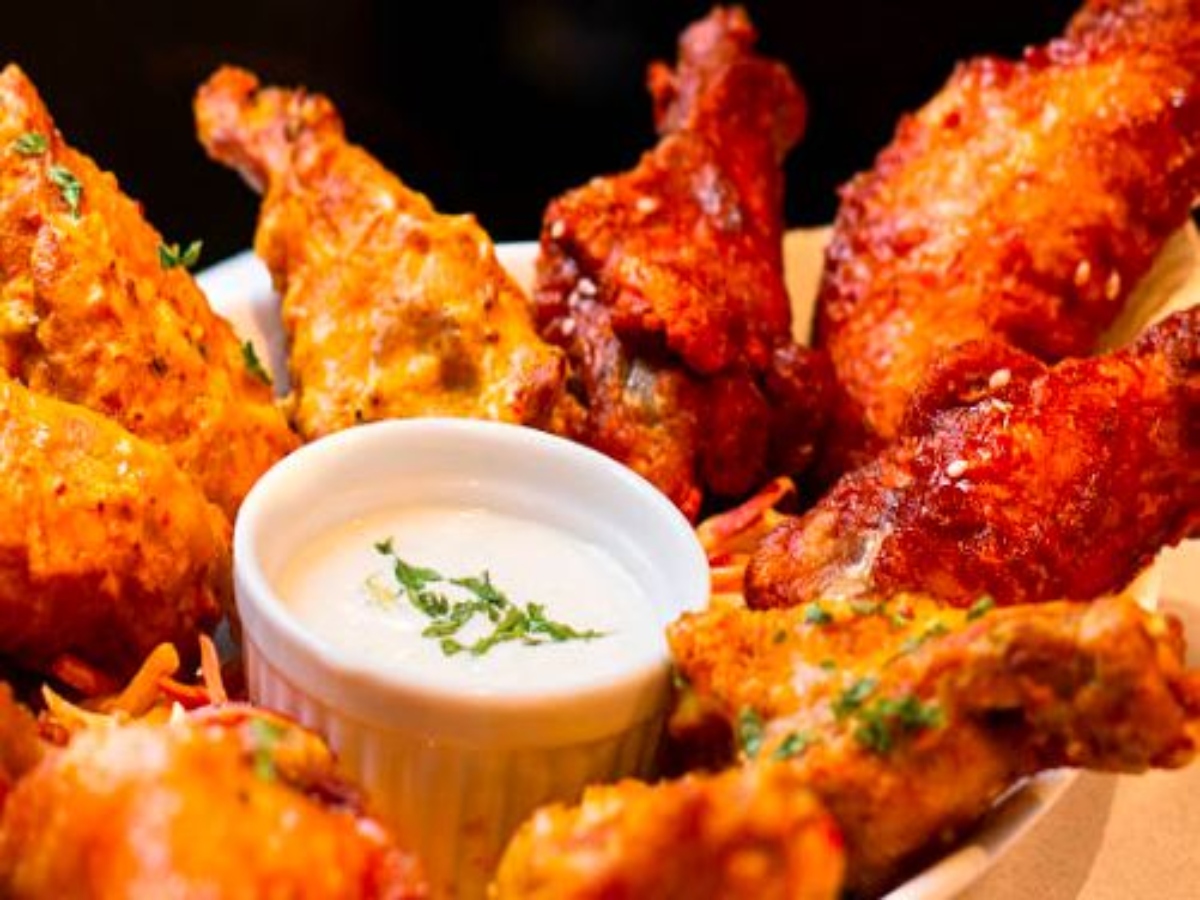 Combo 10 Alitas + Orden Papas a la Francesa 200grs