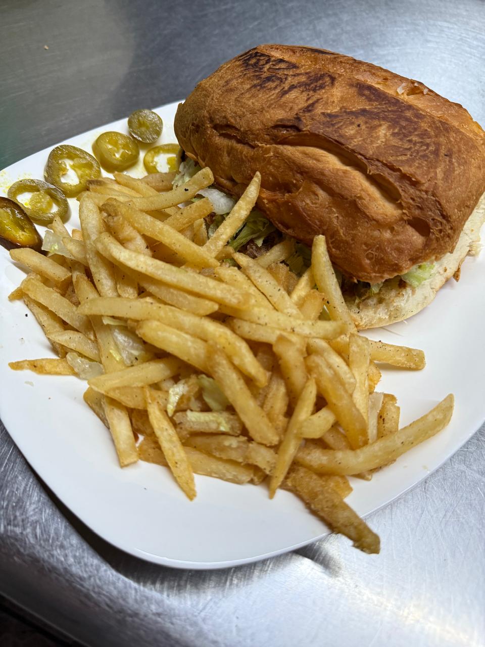 Combo Torta + Papas Fritas + Bebida