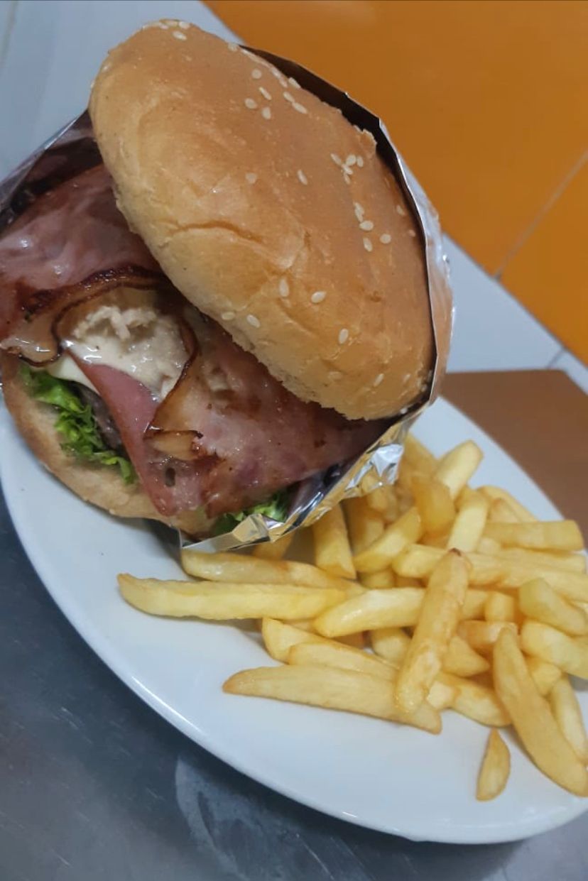 Hamburguesa Sencilla con Tocineta *