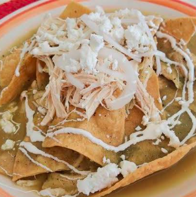 Chilaquiles Verdes con Pollo