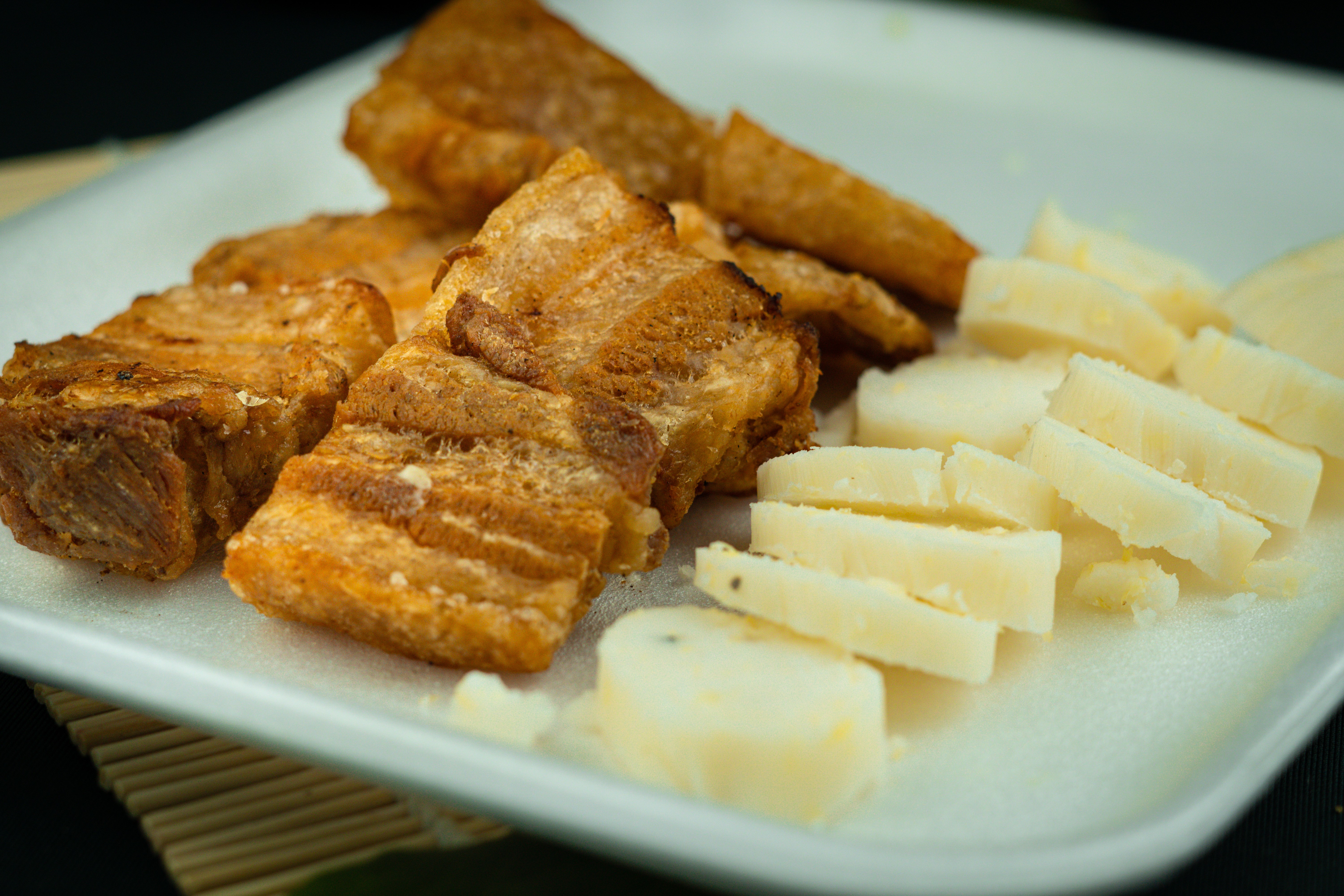 Chicharrón Yuca