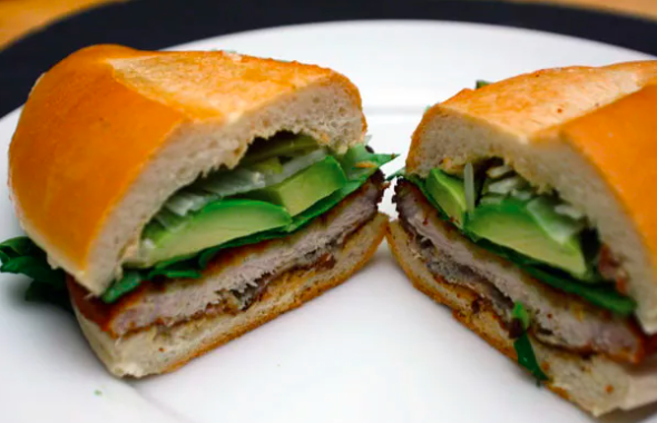 1 Torta de Milanesa + 1 Torta de Pollo