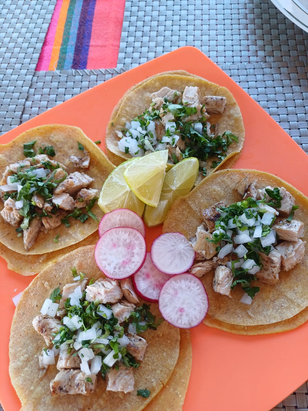 Taco de Pollo (4 pza)