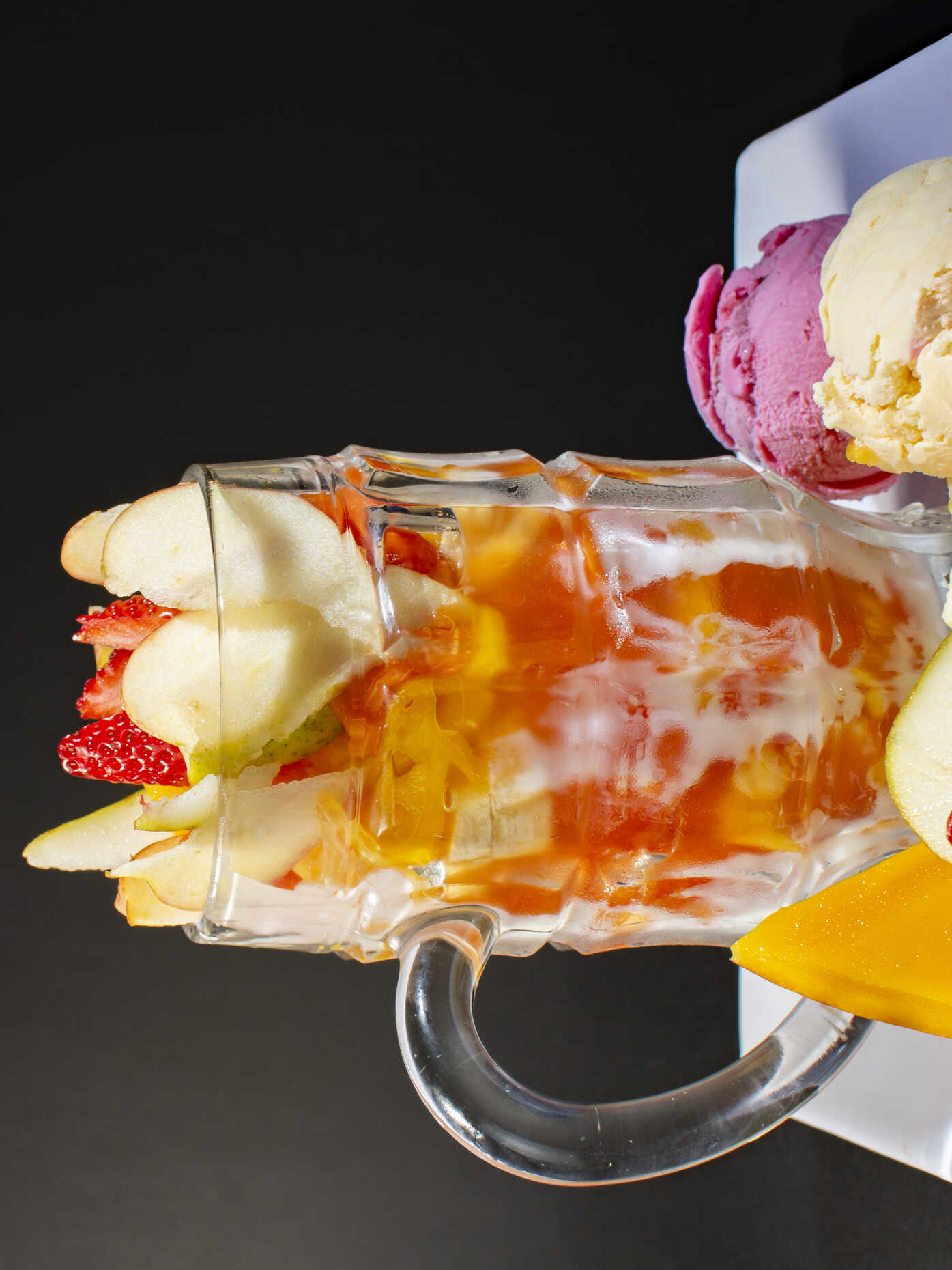 Salpicón con Helado 16 Oz