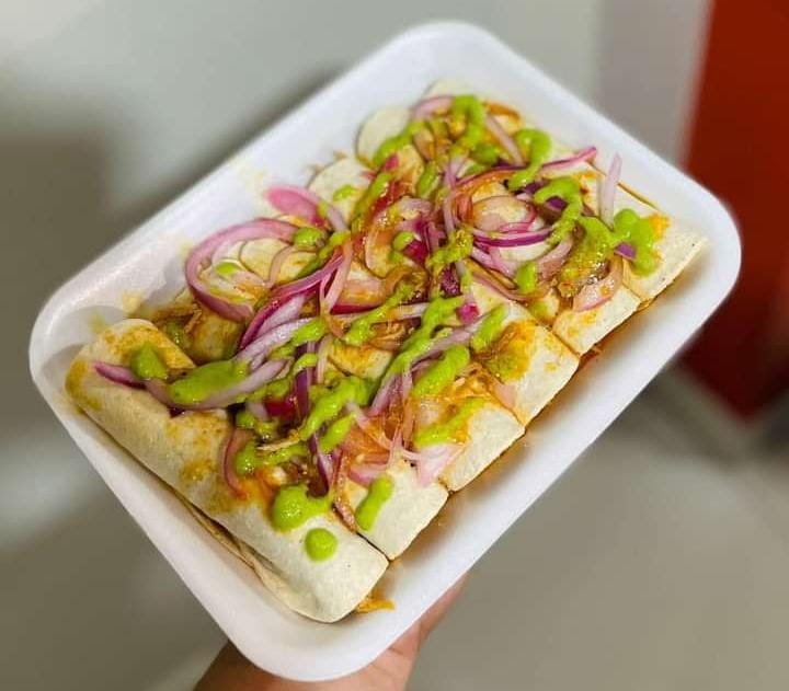 Orden de 10 Tacos de Cochinita