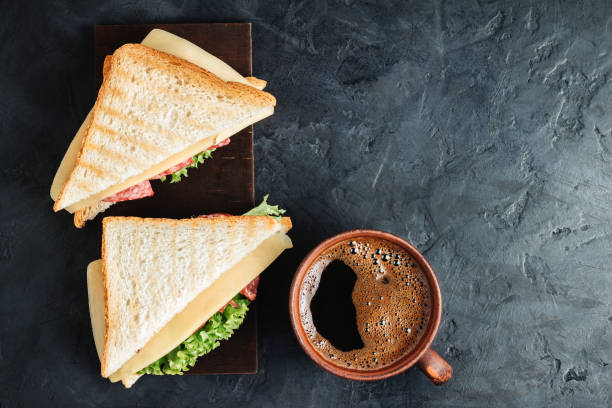 Sándwich más Café