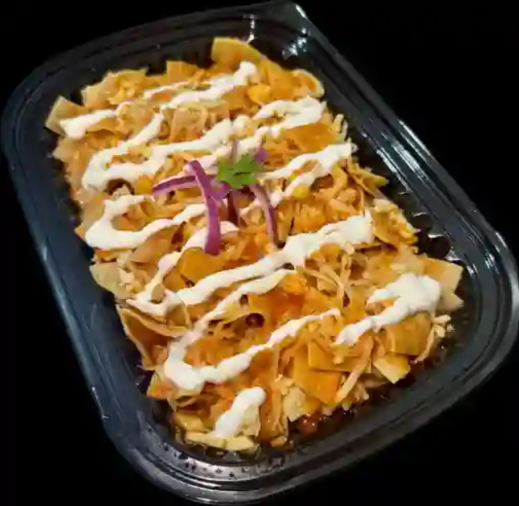 Chilaquiles Clásicos Rojos