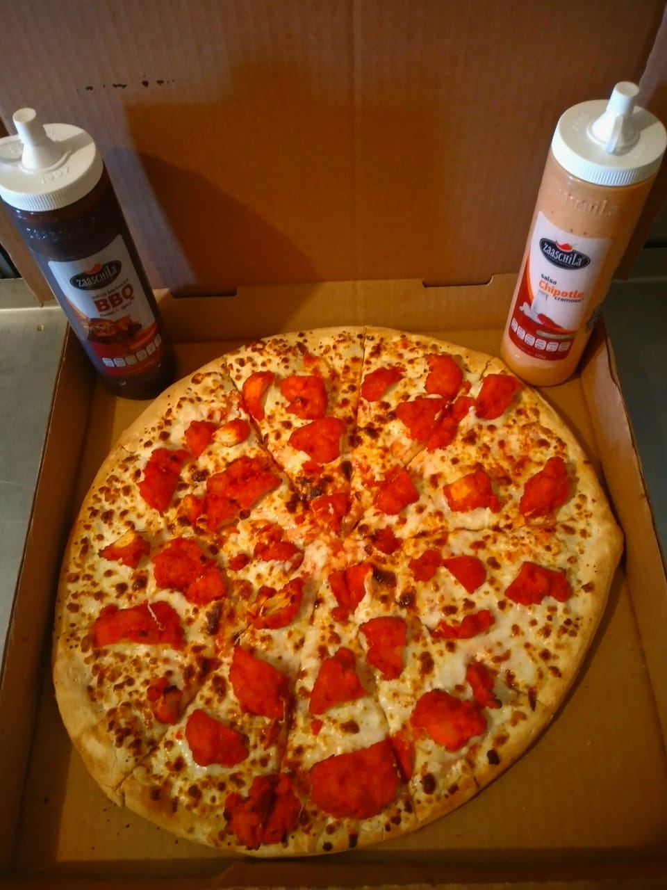 2 pizzas familiares con 2 ingredientes