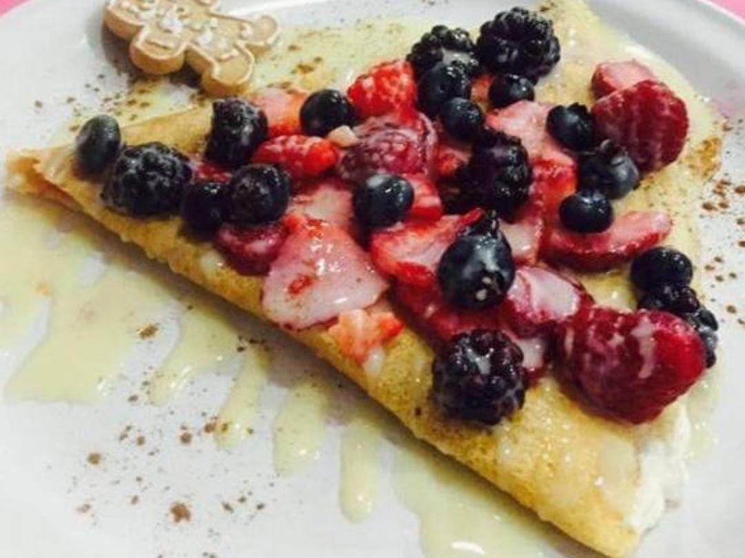 Crepa de Duraznos con Lechera