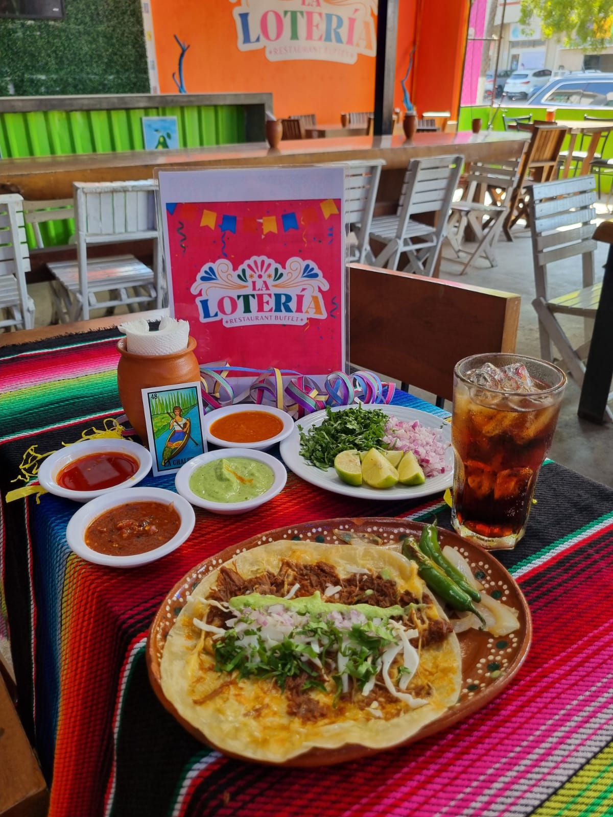 Quesadilla de Birria + Agua Chica
