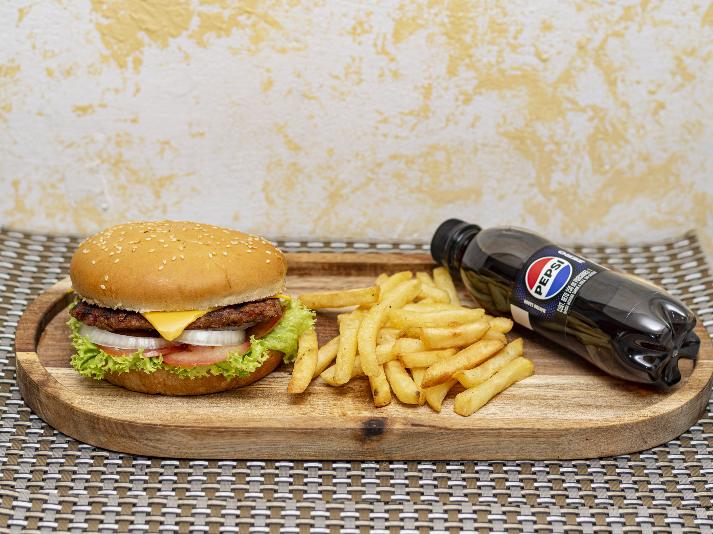 Combo Hamburguesa Clásica