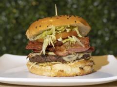 Costi Burger