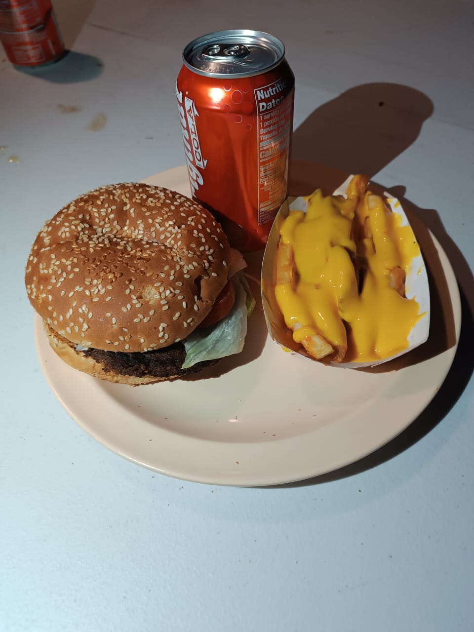 Hamburguesa Sencilla Con Papas Y Refresc