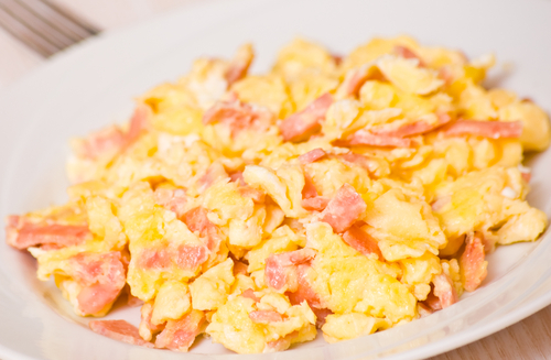 Huevos con Jamón