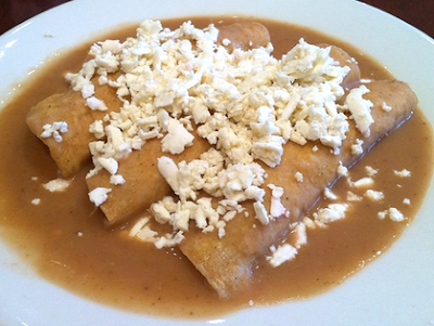 Enfrijoladas