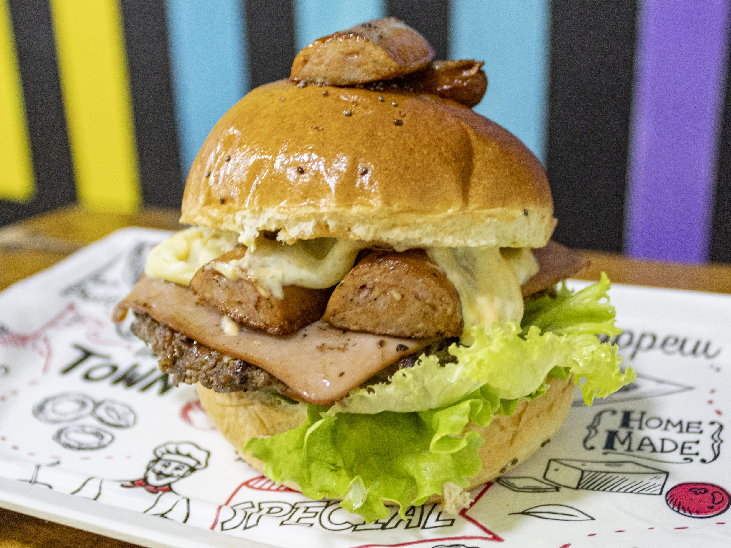 Burger Carne con Chorizo