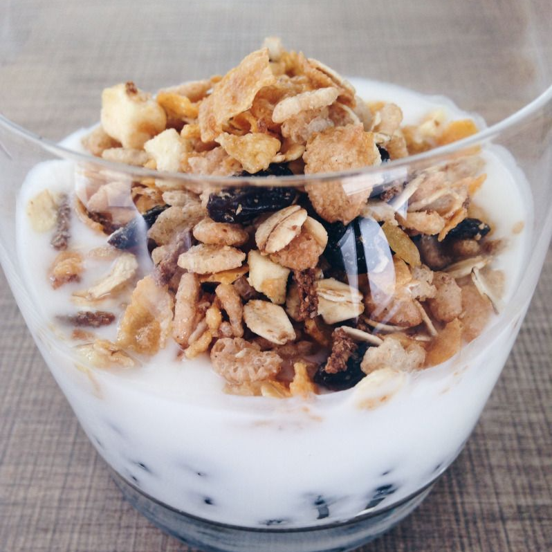 Yogurt con Granola