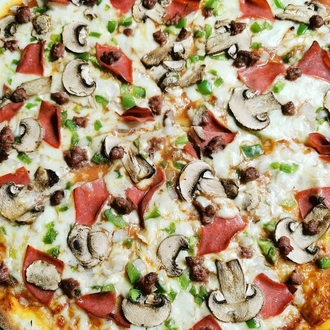 Pizza de 15 Pulgadas (3 a 4 Ingredientes)