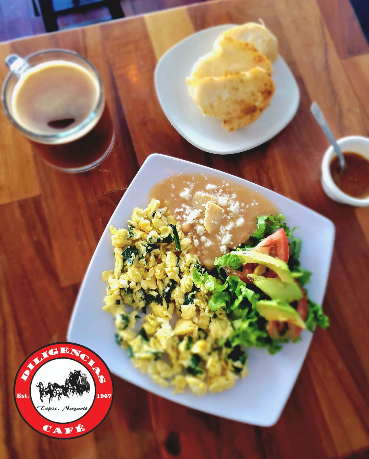 Huevos al Gusto Mas Latte ¡Gratis!