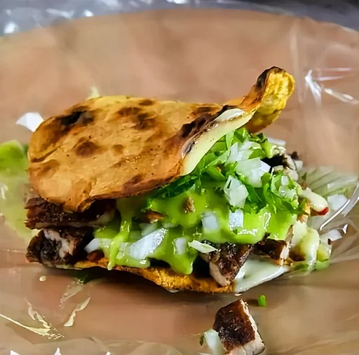 Tostada de Chorizo