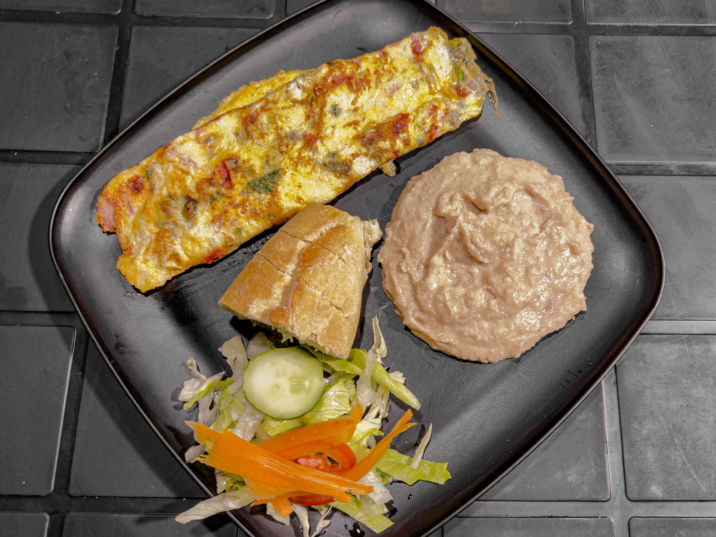 Omelette a la mexicana