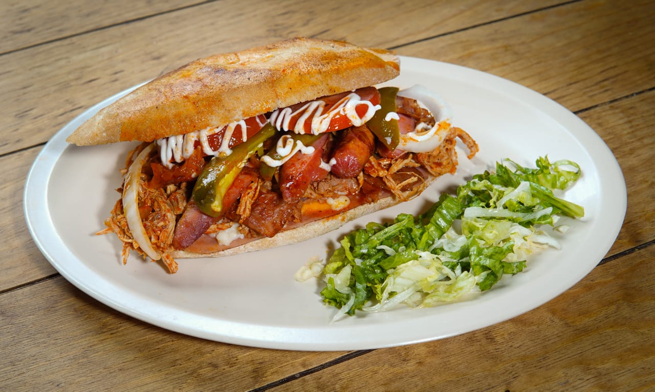 Lonche Cubano