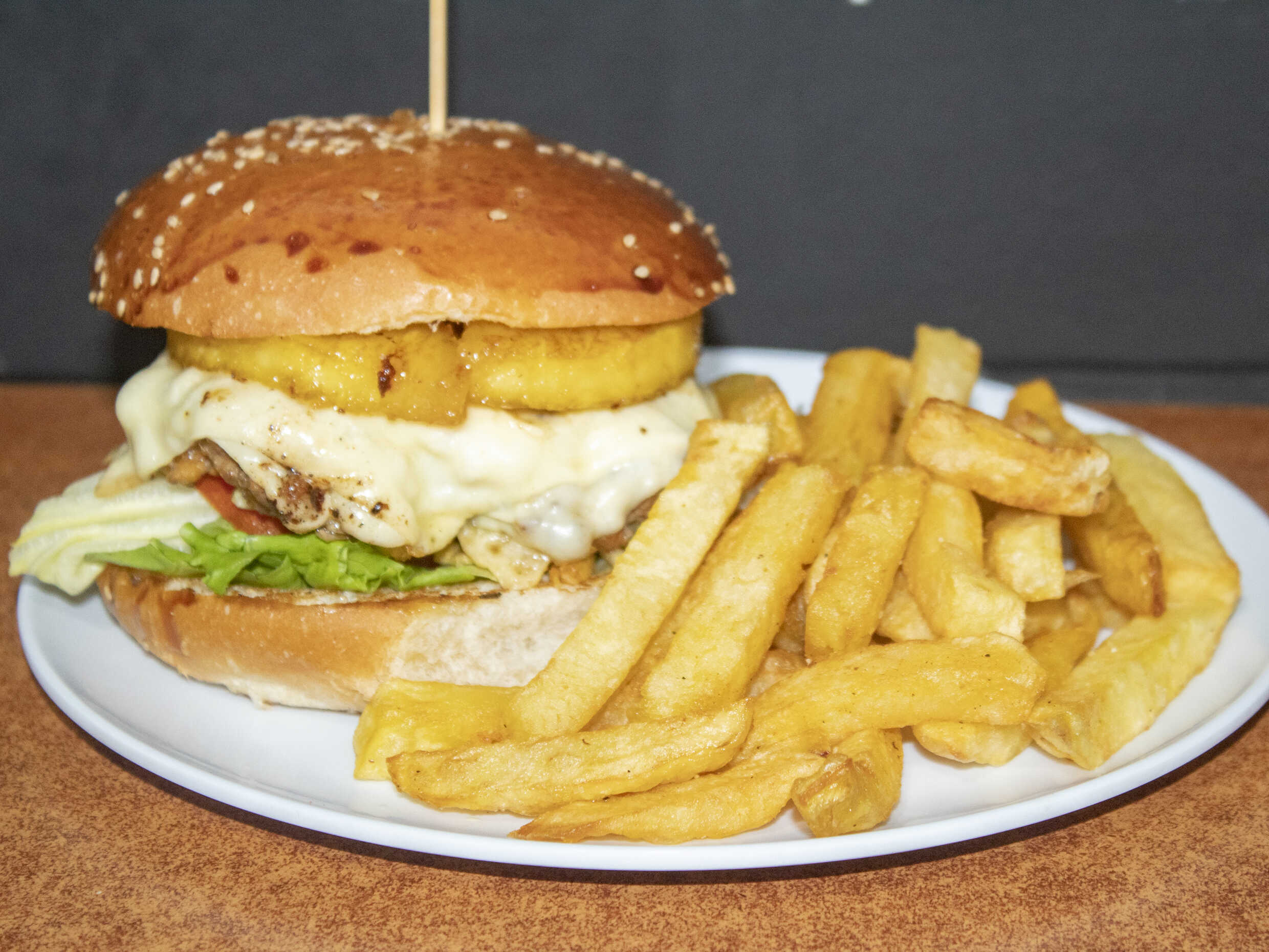 Hamburguesa Hawaiana
