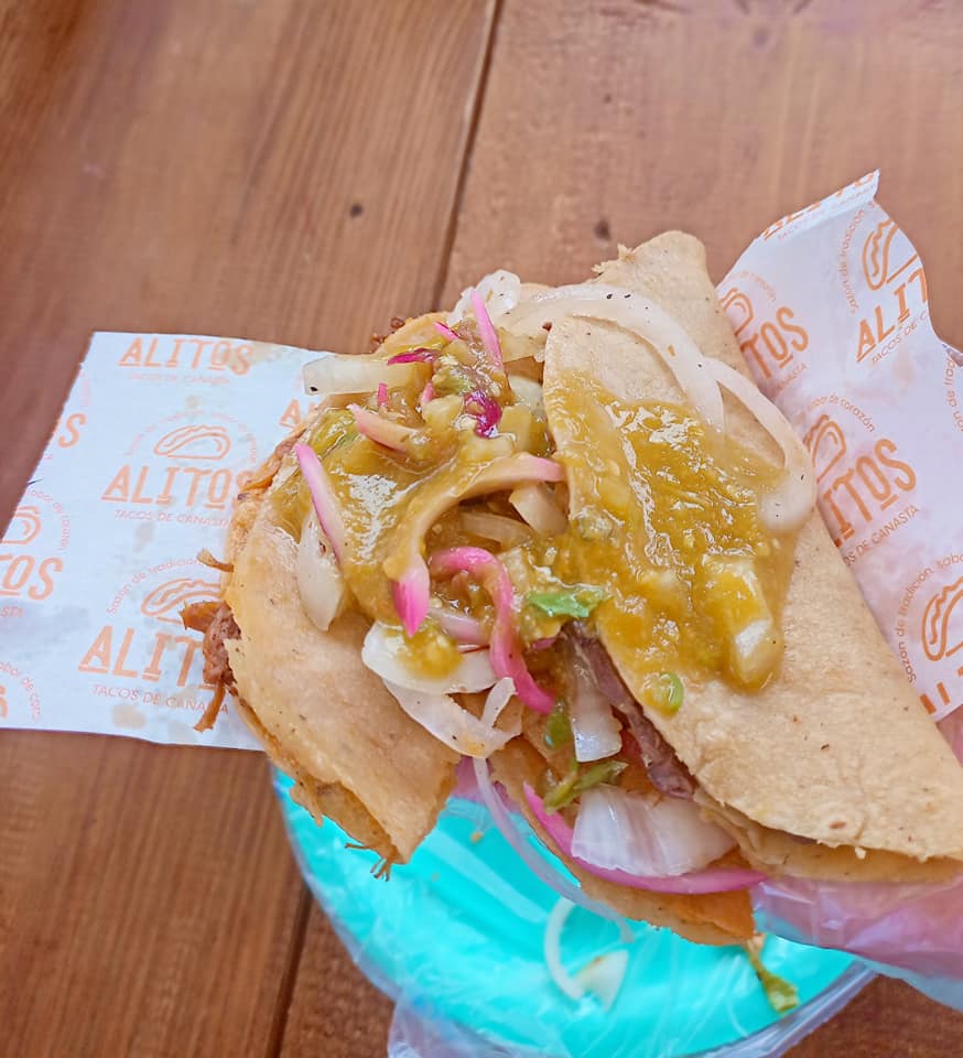 Orden de Tacos de Pierna en Adobo 3 pzas